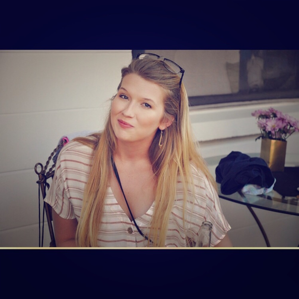 Meet your Posher, Emily